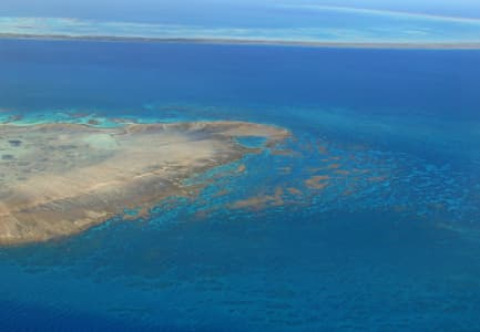Aerial Image of GREEN ISLAND