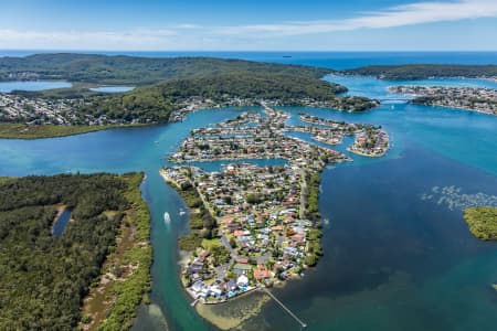 Aerial Image of ST HUBERTS ISLAND