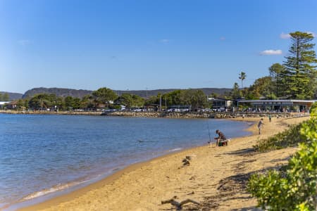 Aerial Image of ETTALONG BEACH