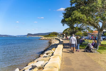 Aerial Image of ETTALONG BEACH