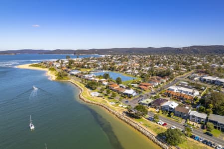 Aerial Image of ETTALONG BEACH