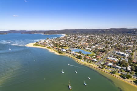 Aerial Image of ETTALONG BEACH
