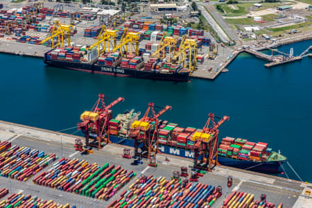 Aerial Image of PORT BOTANY