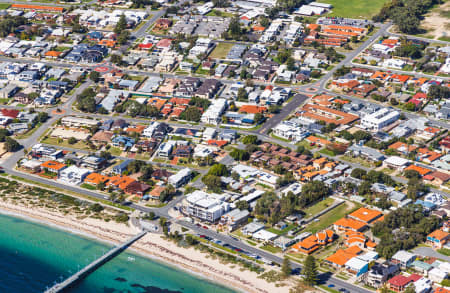 Aerial Image of ROCKINGHAM