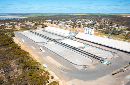 Aerial Image of NEWDEGATE
