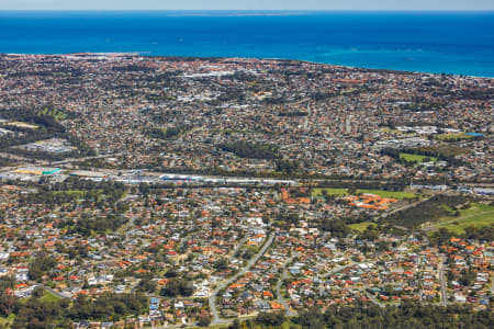 Aerial Image of EDGEWATER