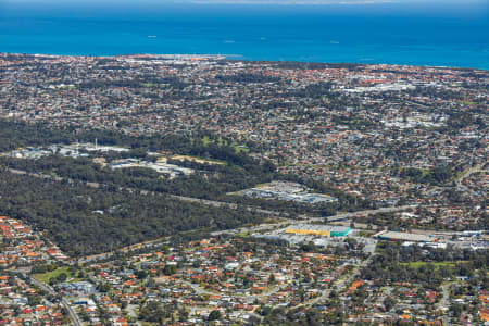 Aerial Image of EDGEWATER