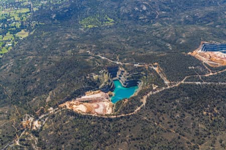 Aerial Image of RED HILL