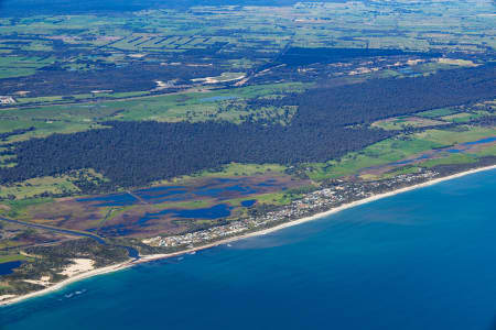Aerial Image of PEPPERMINT GROVE BEACH