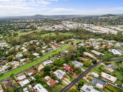 Aerial Image of HOLMVIEW