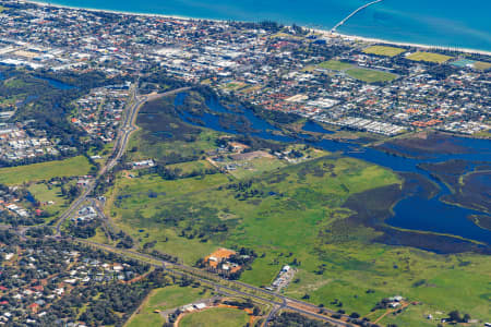 Aerial Image of REINSCOURT