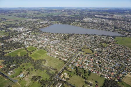 Aerial Image of LAKE ALBERT