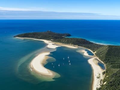 Aerial Image of COOLOOLA