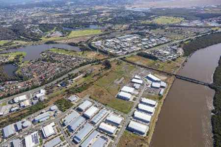 Aerial Image of MAYFIELD WEST