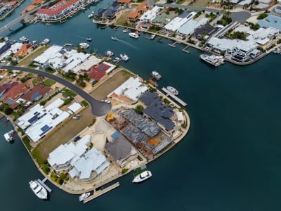 Aerial Image of HALLS HEAD