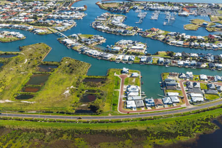 Aerial Image of GEOGRAPHE