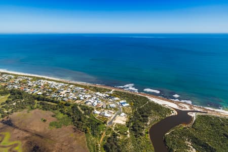 Aerial Image of PEPPERMINT GROVE BEACH