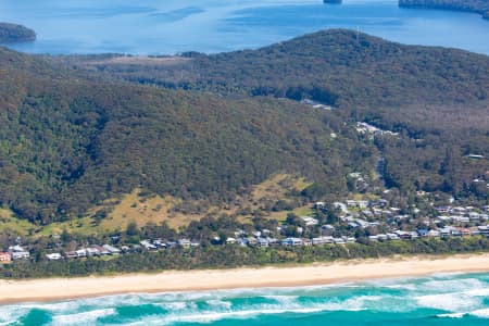 Aerial Image of BOOMERANG BEACH