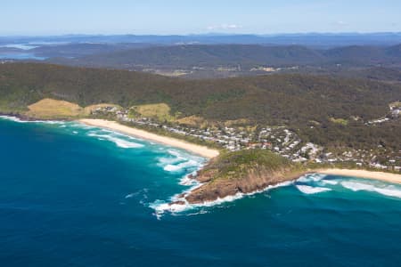 Aerial Image of BLUEYS BEACH