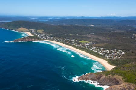 Aerial Image of BOOMERANG BEACH