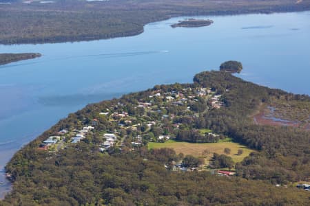 Aerial Image of GREEN POINT