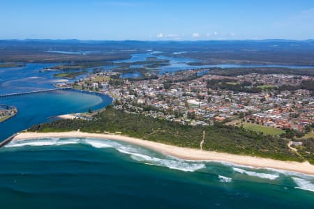 Aerial Image of TUNCURRY