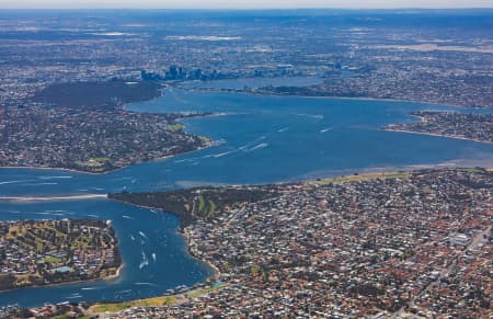 Aerial Image of BICTON TOWARDS PERTH CBD