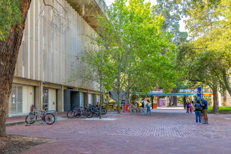 Aerial Image of CRAWLEY