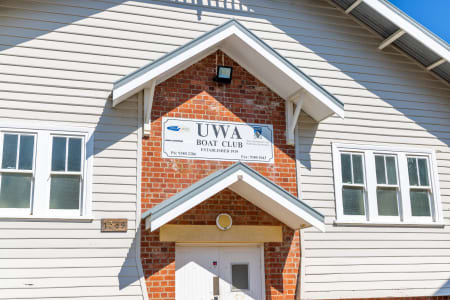 Aerial Image of CRAWLEY