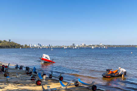 Aerial Image of CRAWLEY