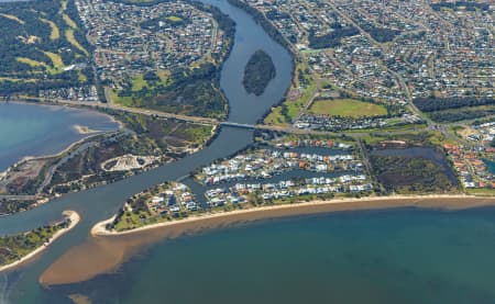 Aerial Image of PELICAN POINT