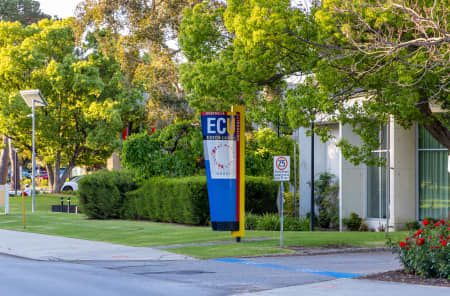 Aerial Image of MOUNT LAWLEY