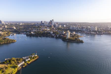 Aerial Image of MCMAHONS POINT