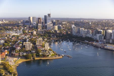Aerial Image of MCMAHONS POINT
