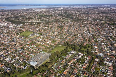 Aerial Image of CANTERBURY