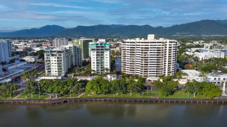 Aerial Image of CAIRNS CITY