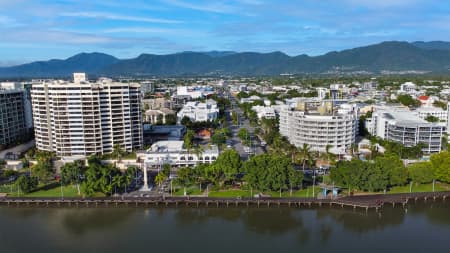 Aerial Image of CAIRNS CITY