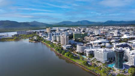 Aerial Image of CAIRNS CITY