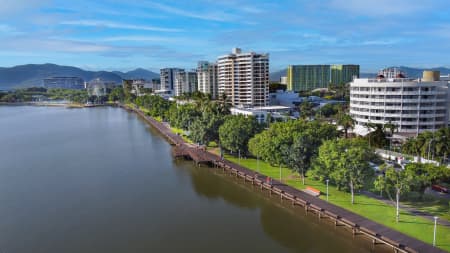 Aerial Image of CAIRNS CITY