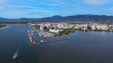 Aerial Image of CAIRNS CITY