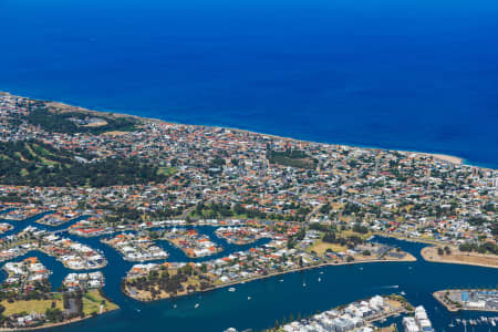 Aerial Image of HALLS HEAD