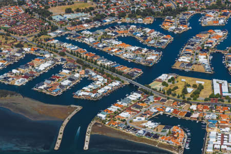 Aerial Image of HALLS HEAD