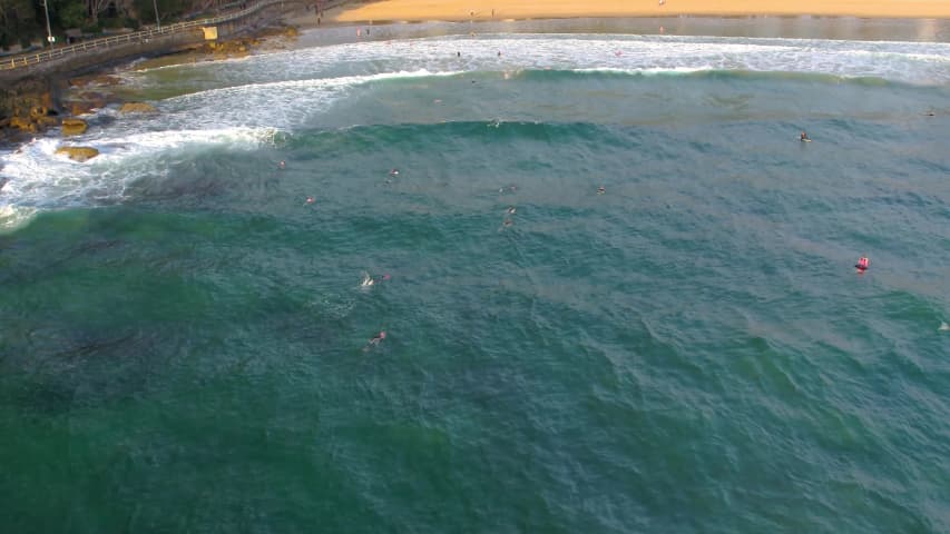 Aerial Image of SOUTH MANLY SWIMMERS