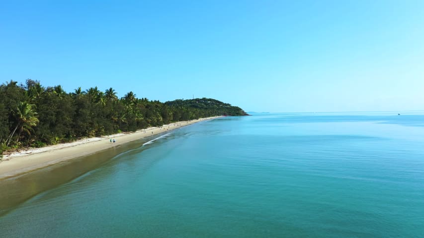 Aerial Image of PORT DOUGLAS BEACHFRONT
