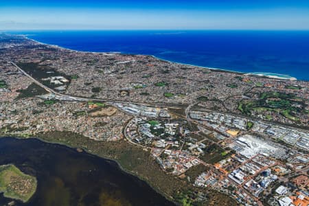 Aerial Image of EDGEWATER