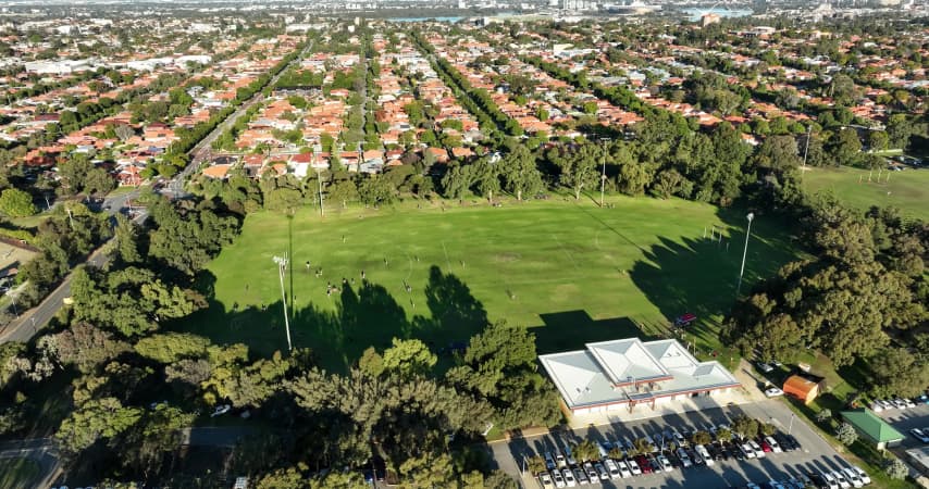 Aerial Image of INGLEWOOD OVAL