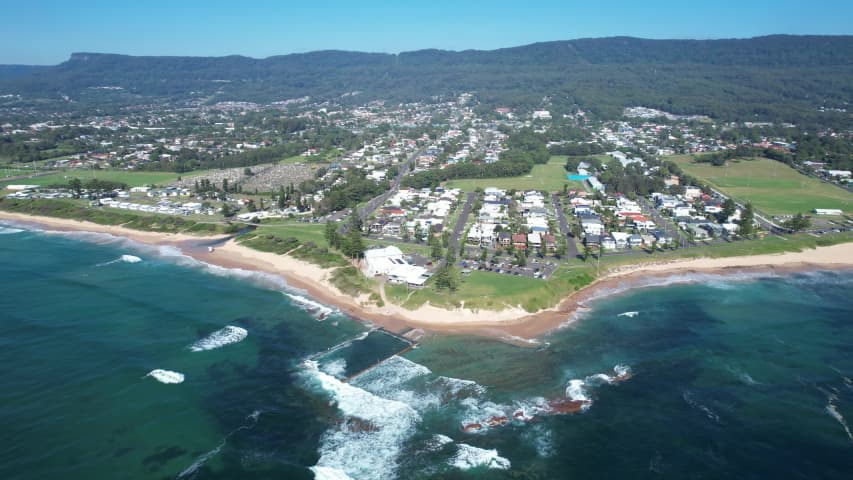 Aerial Image of BULLI BEACH CAFE AND TOURIST PARK