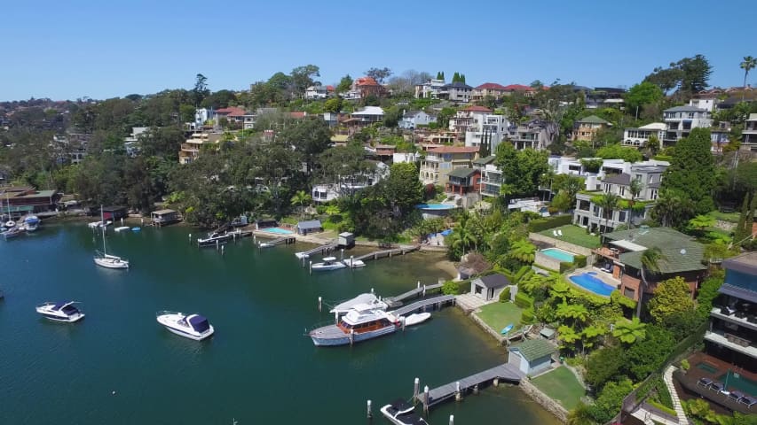 Aerial Image of FOLLY POINT CAMMERAY