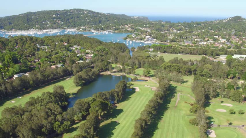 Aerial Image of BAYVIEW GOLF COURSE
