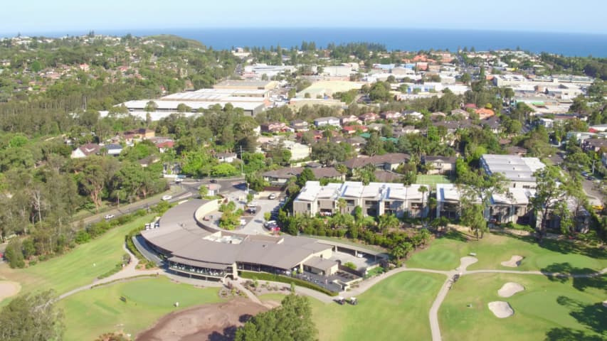 Aerial Image of BAYVIEW GOLF COURSE CLUBHOUSE